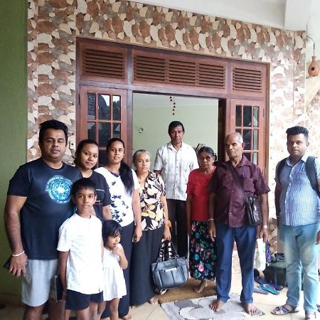 The City Tourist Hotel Anuradhapura Kültér fotó