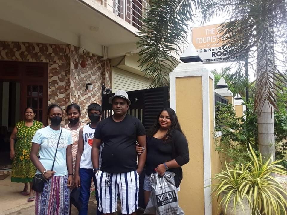 The City Tourist Hotel Anuradhapura Kültér fotó